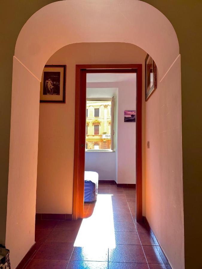 Apartment Arenula Rom Exteriör bild